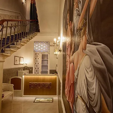 Augustos Otel 3*